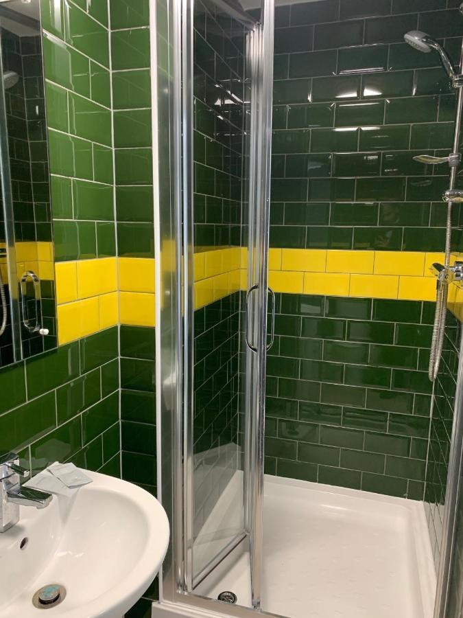 Euro Hotel Wembley エクステリア 写真