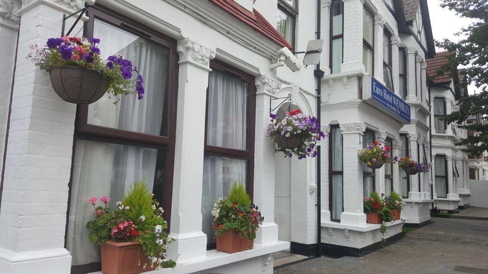 Euro Hotel Wembley エクステリア 写真