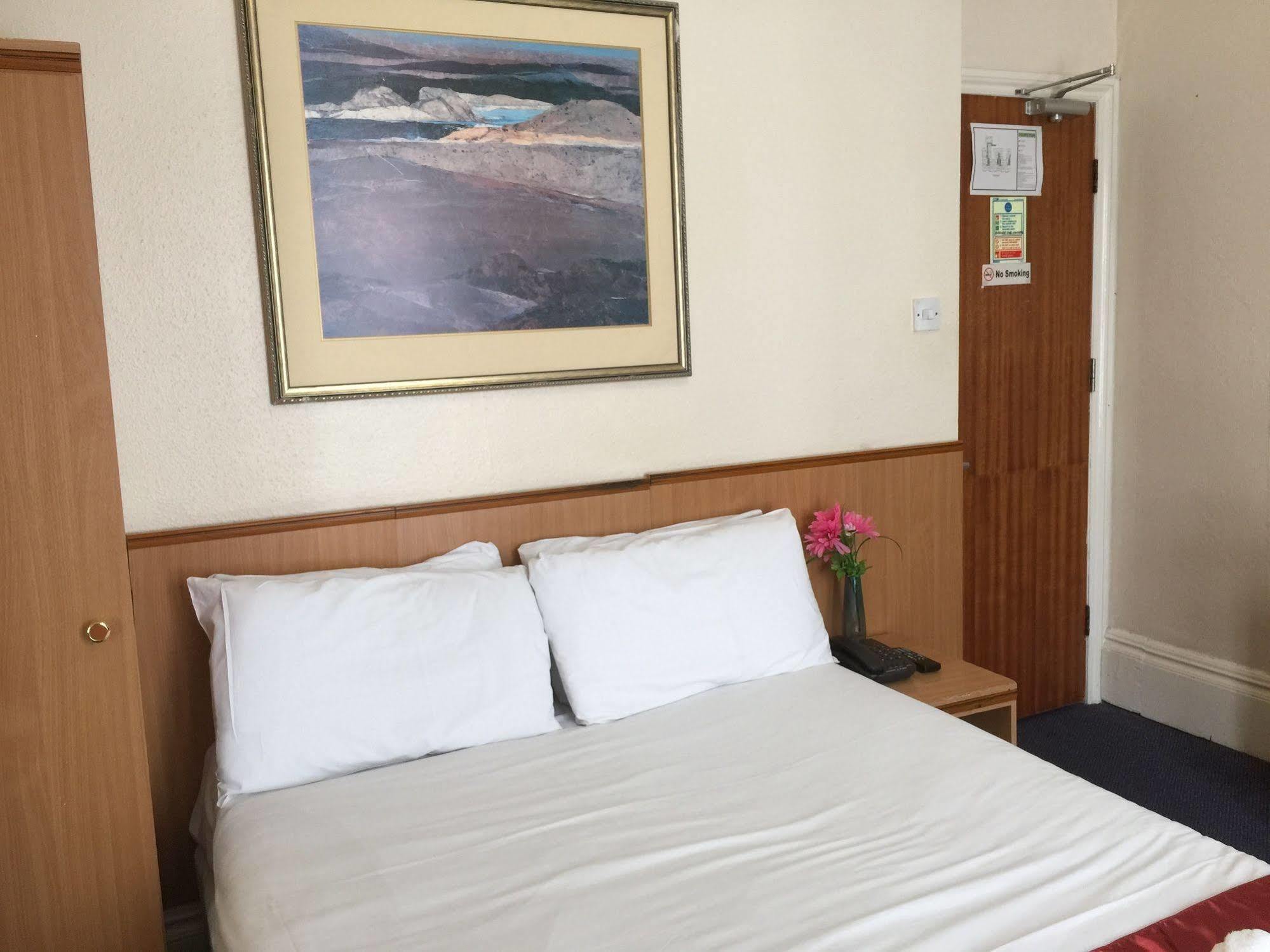 Euro Hotel Wembley エクステリア 写真