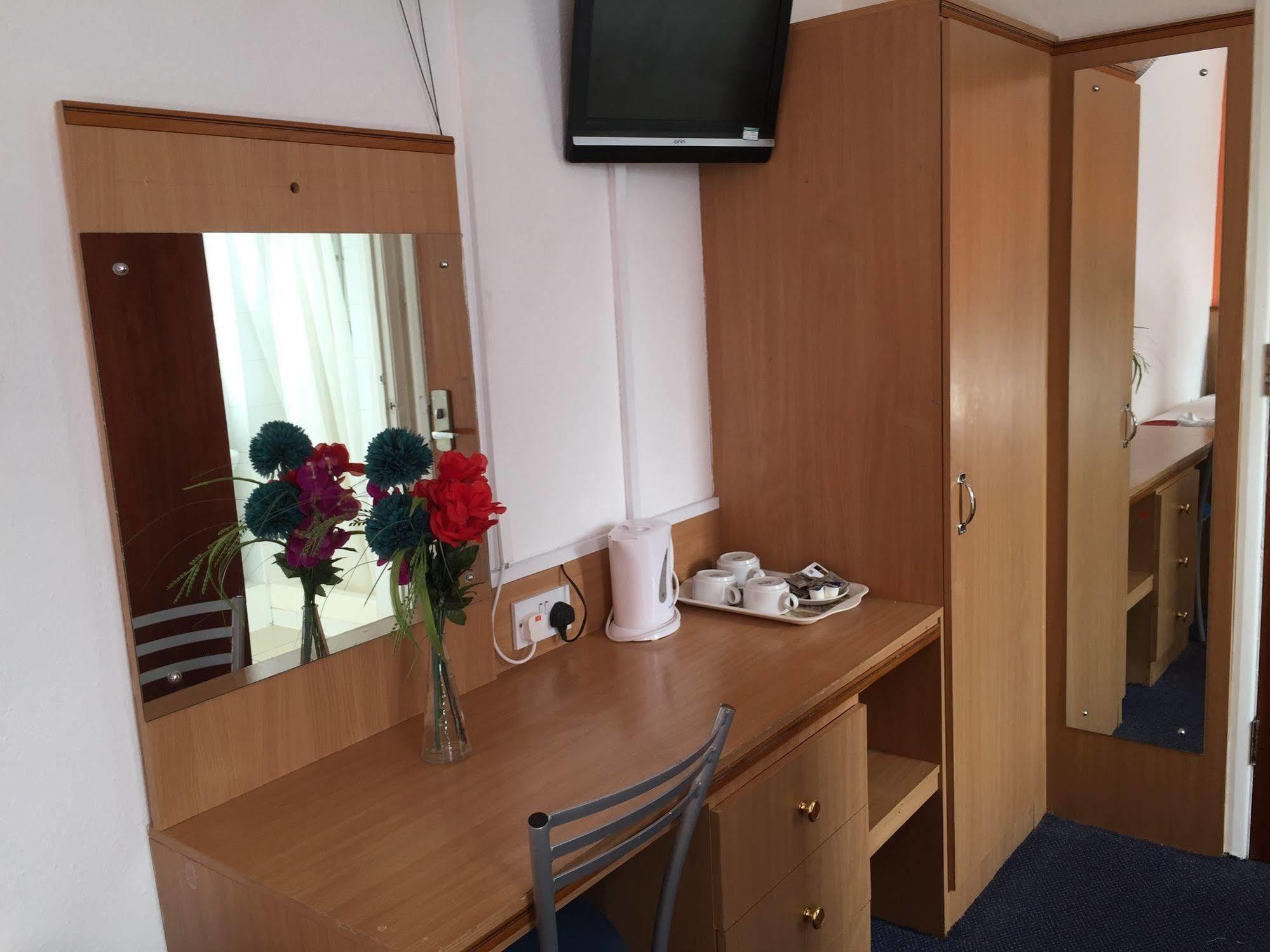 Euro Hotel Wembley エクステリア 写真